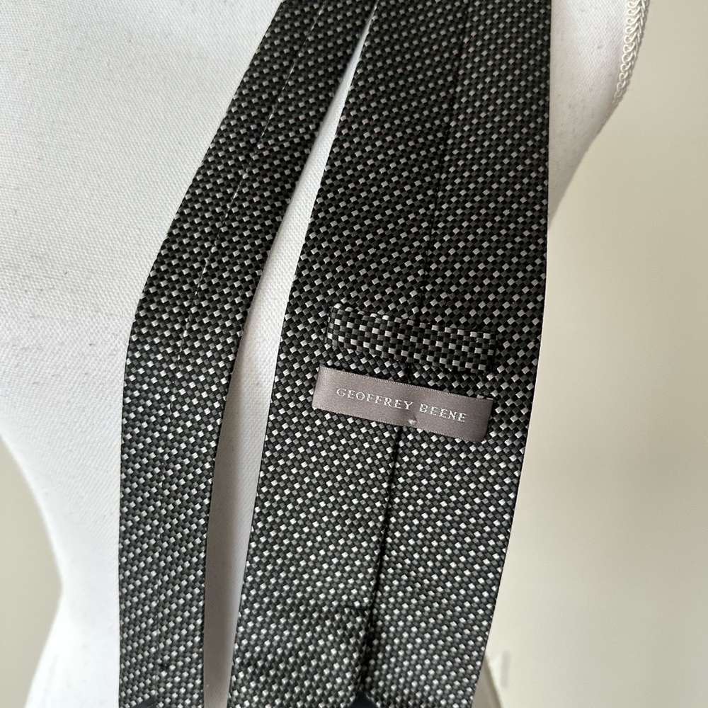 Set of all different pattern ties - Picture 11 of 15
